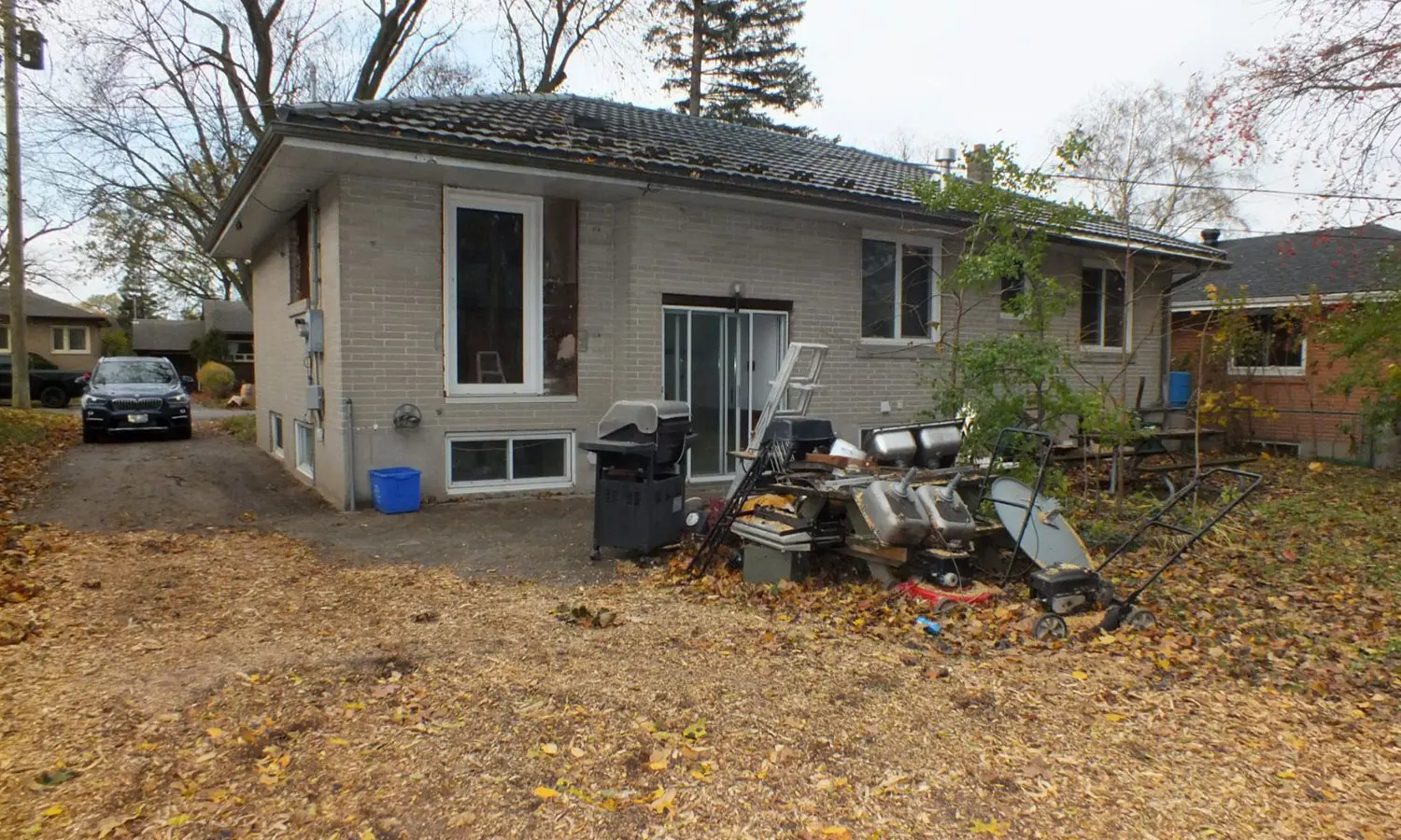 Before | 105 Nelson Street, Barrie, Ontario - Porter Davis